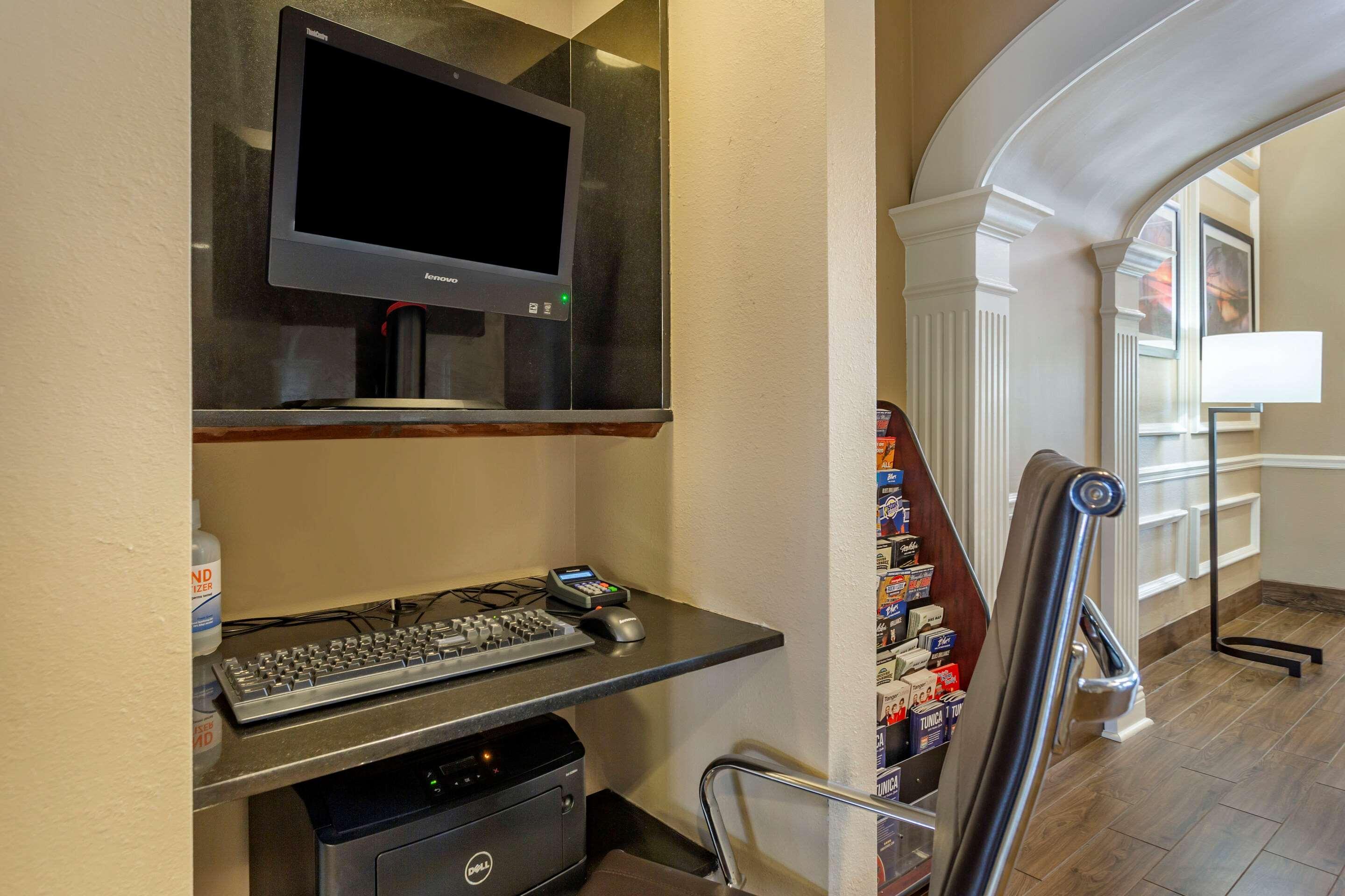 คอมฟอร์ต สวีท เซาเทเว่น I-55 Hotel เซาท์เฮเวน ภายนอก รูปภาพ
